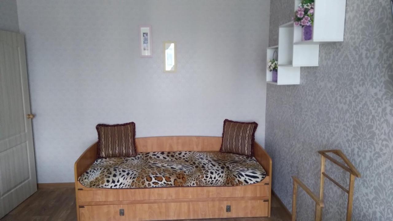 Новобудова Центр Либiдь Плаза Apartman Khmelʼnytsʼkyy Szoba fotó