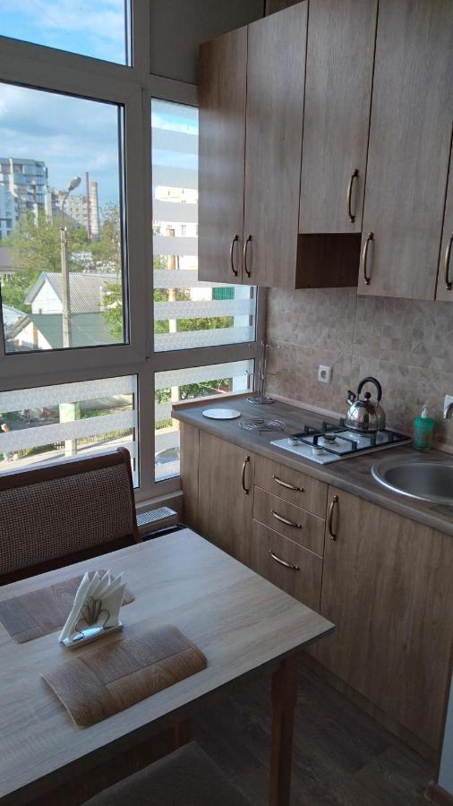 Новобудова Центр Либiдь Плаза Apartman Khmelʼnytsʼkyy Kültér fotó