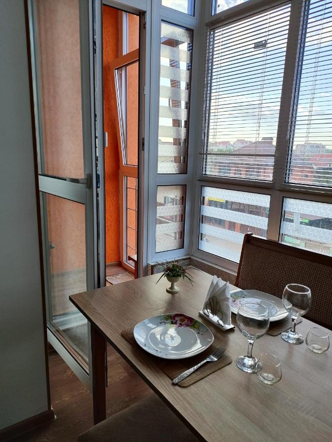 Новобудова Центр Либiдь Плаза Apartman Khmelʼnytsʼkyy Kültér fotó