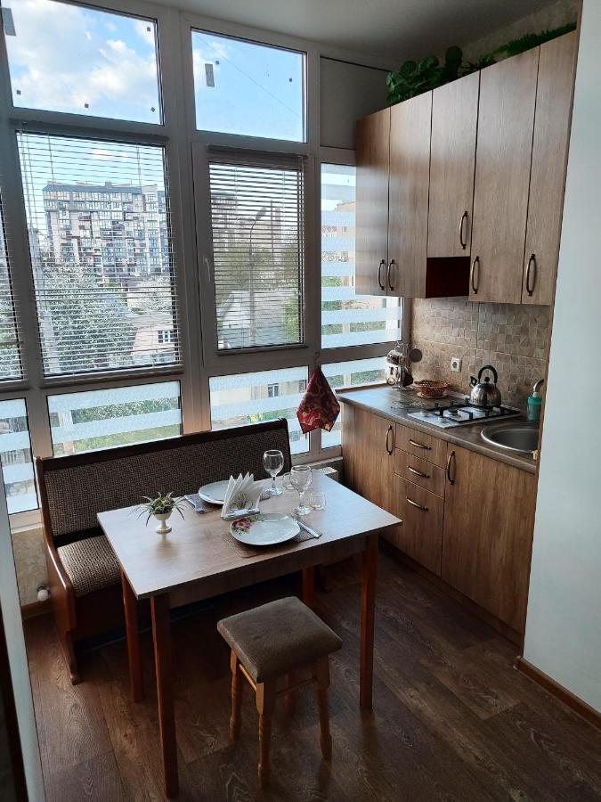 Новобудова Центр Либiдь Плаза Apartman Khmelʼnytsʼkyy Kültér fotó